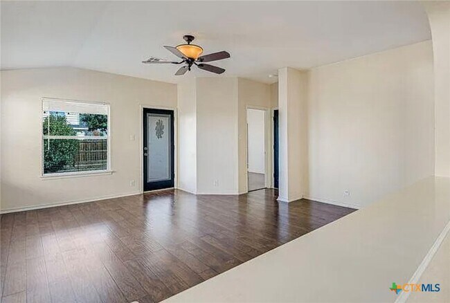 Building Photo - 238 Starling Creek