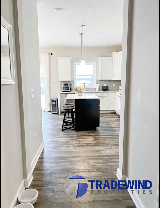 Building Photo - 5686 Fair Haven Trl