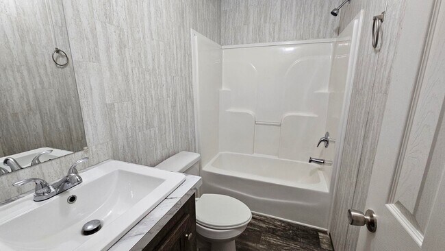 Foto del edificio - 2204 E Lockwood St