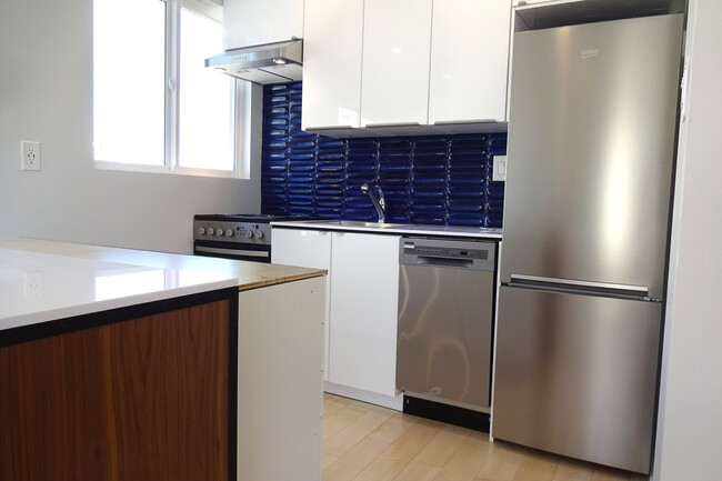Building Photo - 1090 Montgomery Street Apartments