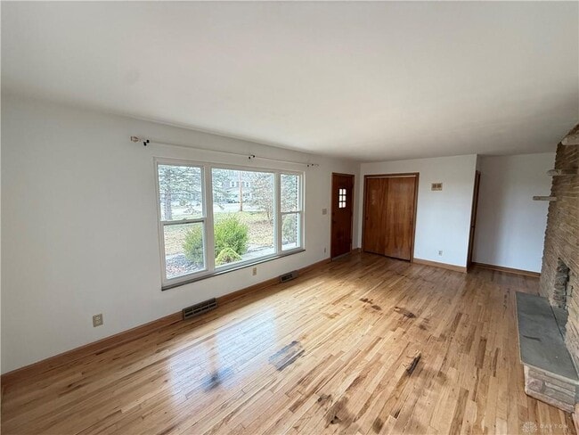 Building Photo - 3641 Maxton Rd