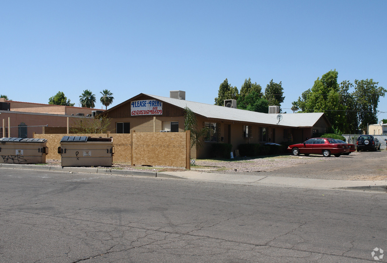 Primary Photo - 5828 W Rose Ln