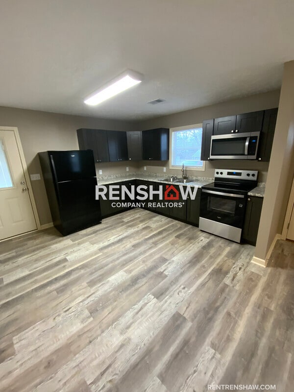 Building Photo - 1710 Harris St