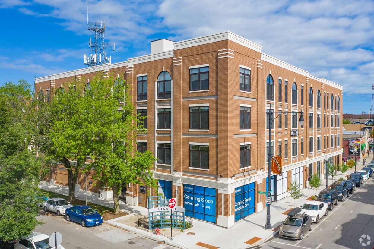 Building Photo - The Ainslie