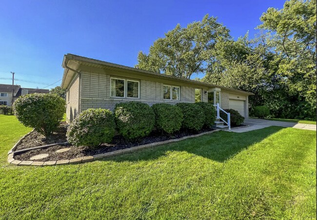 Foto del edificio - 23959 Springbrook Dr