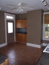 Building Photo - 339 Shiloh St