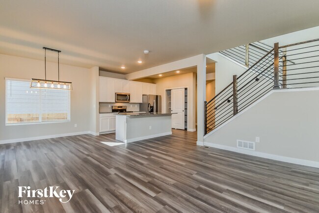 Building Photo - 11163 Murrelet Dr