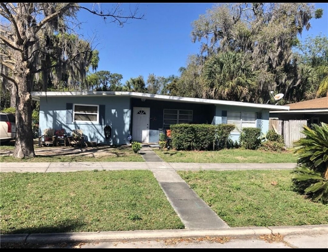 Primary Photo - 600 N Center St