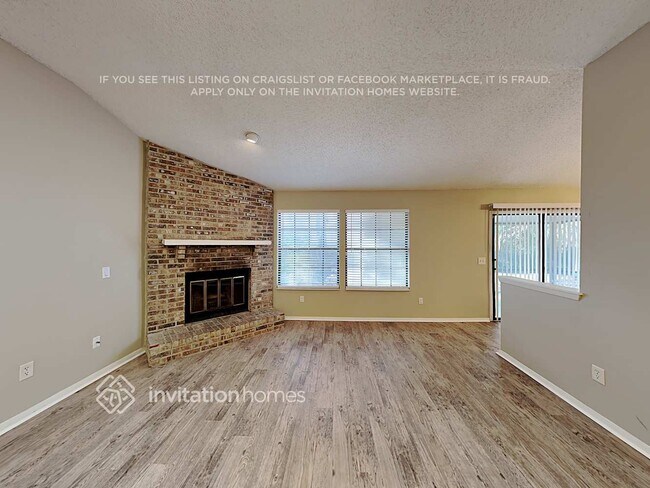 Foto del edificio - 11252 Stoney Point Ln W
