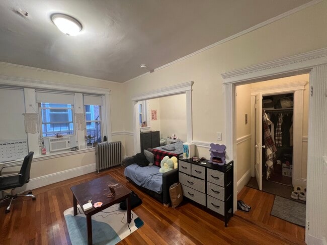 Building Photo - 111 Norway St