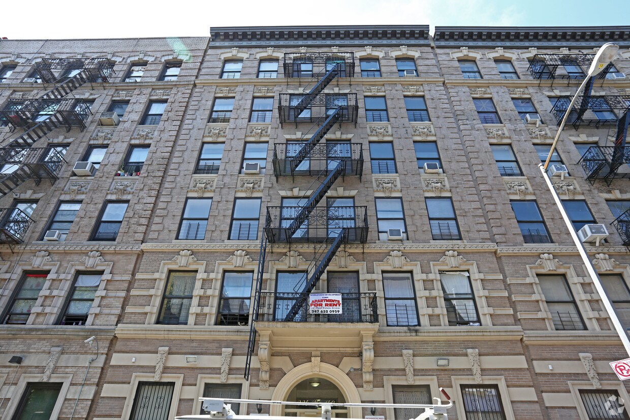 Foto del edificio - 224-226 W 149th St