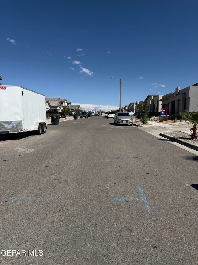 Foto del edificio - 241 Penbridge Pl