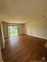 Building Photo - 829 Applewood Ln
