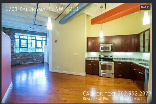 Foto del edificio - 1701 Kalorama Rd NW