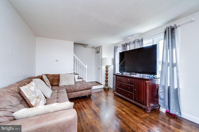 Foto del edificio - 117 E Broad St