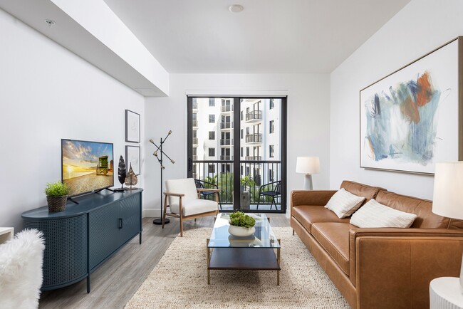 Flexible living space - SoLe Mia Rentals