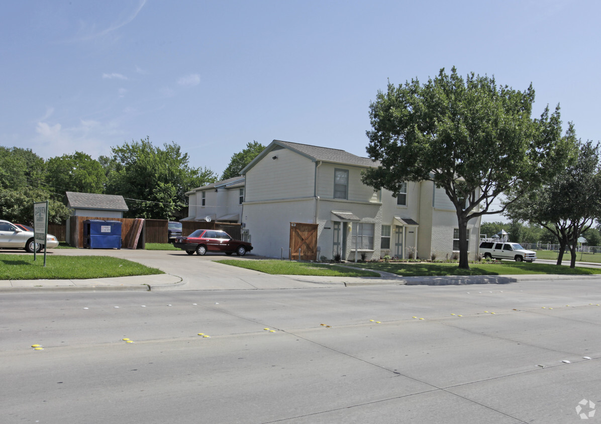 Building Photo - Glenview Garden