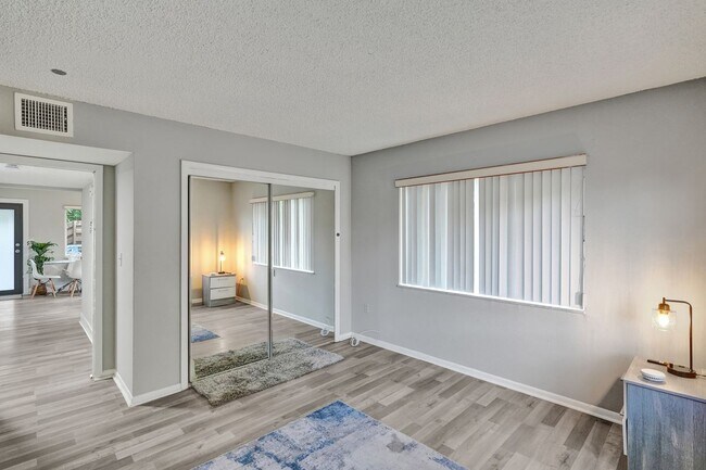 Foto del edificio - 335 SW 20th St