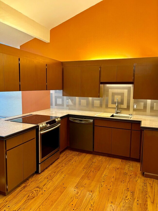 Foto del edificio - 3 Bed / 3 bath Sahalee single family home ...