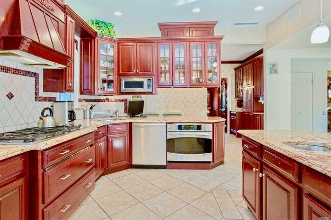 Building Photo - 95 Briarwood Ln