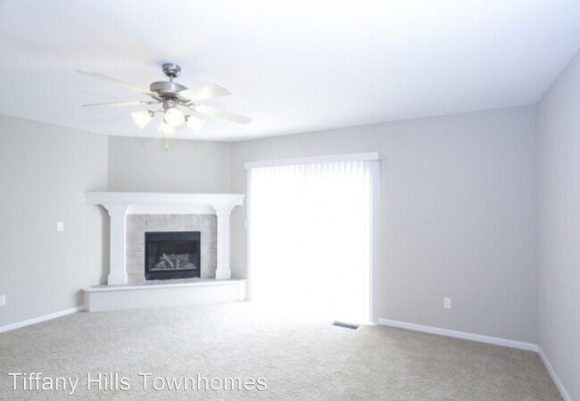 Building Photo - 8871 N Helena Dr