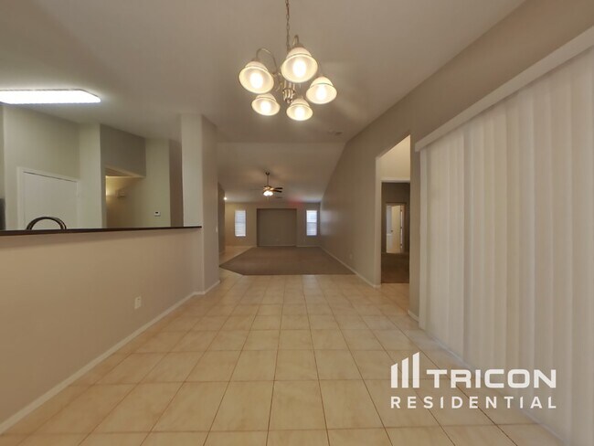 Foto del edificio - 16322 N 168th Ln