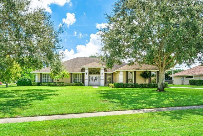 Building Photo - 1050 Fairdale Way