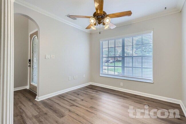 Foto del edificio - 13530 Coronado Dr