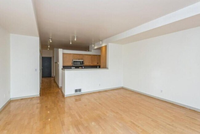 Foto del edificio - 1 bedroom in Seattle WA 98109