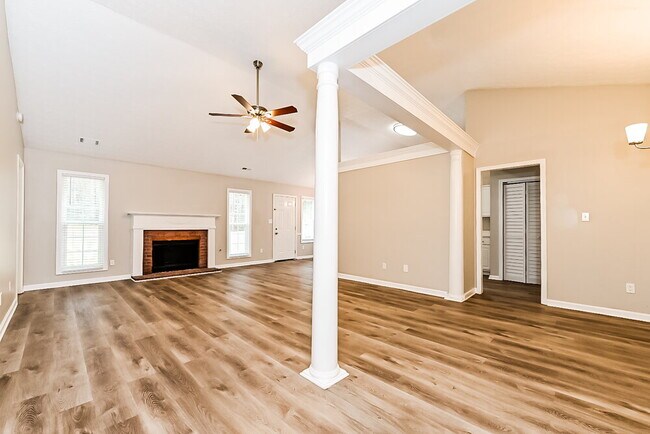 Foto del edificio - 125 Gingerbread Pl