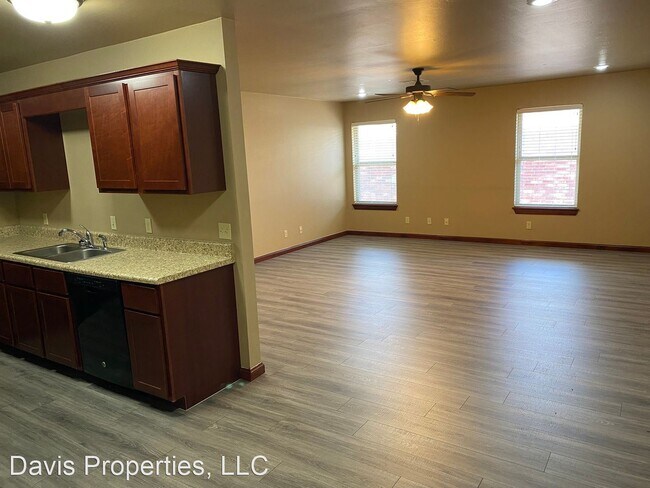 Foto del edificio - 3 br, 2 bath House - 1607 E. Lawter Road