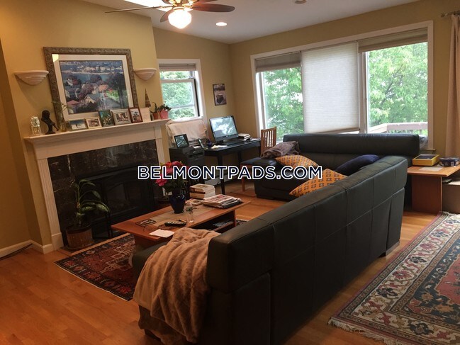 Foto del edificio - 73 Hittinger St