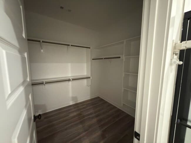 Foto del edificio - 4225 Florentina Ave