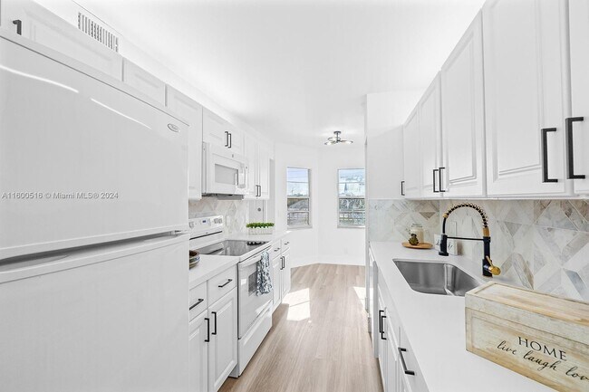 Building Photo - 1400 Southwest 124th Terrace Apt #313Q, Pe...