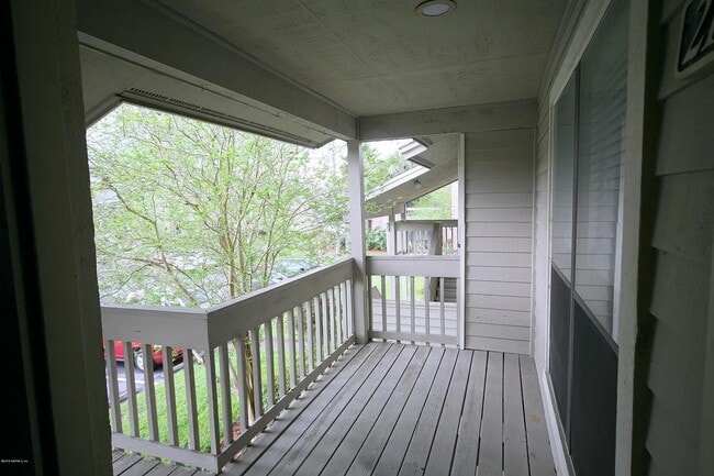 Building Photo - 10200 Belle Rive Blvd