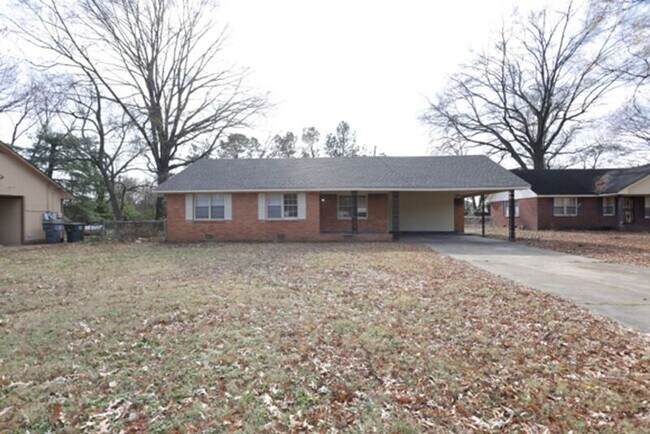 Building Photo - 1727 Goodhaven Dr