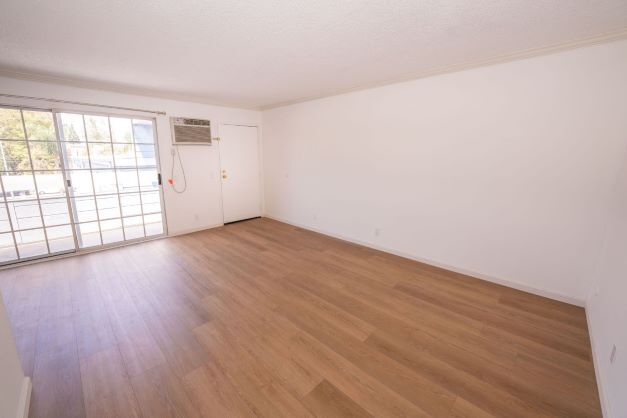 Foto del edificio - 20930 Parthenia St