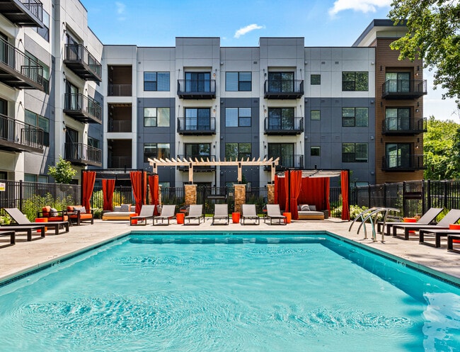 Apartments near Burlington Mall in Burlington, MA