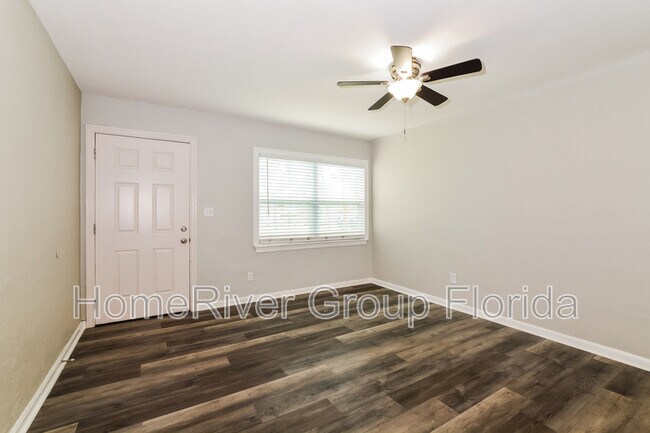 Foto del edificio - 209 W 20th St