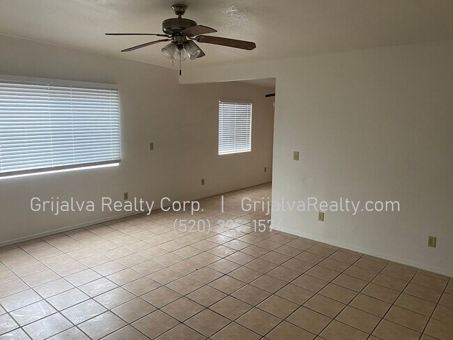 Foto del edificio - 5837 E 24th St