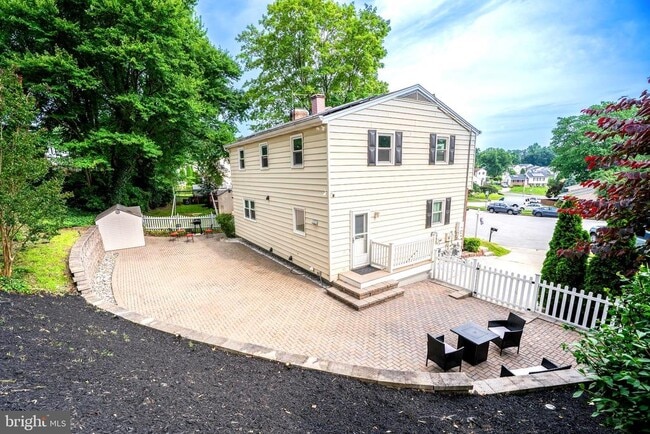 Building Photo - 10 Kilkea Ct