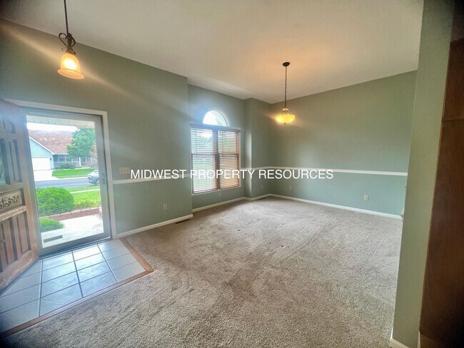 Building Photo - Stunning 3-Bedroom Home with Backyard Oasis!