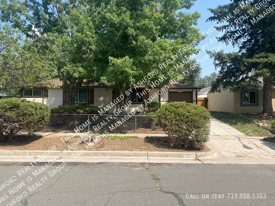Primary Photo - 2215 Bonfoy Ave