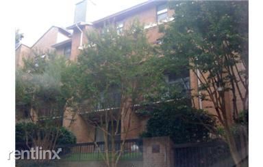 Foto del edificio - 8 Dudley Ct