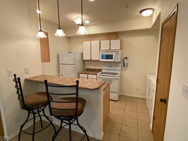 Building Photo - 301 South 4th Street, Unit 202