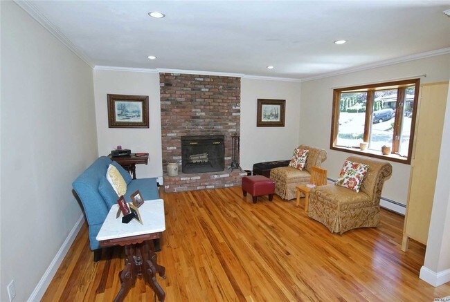 Building Photo - 8 Bartel Pl