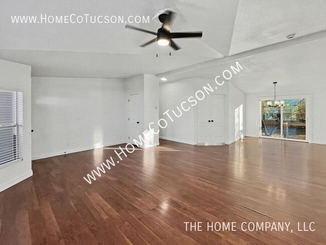 Foto del edificio - 5840 E Dakota Rd