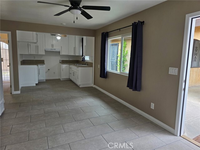 Building Photo - 6645 El Cortez Ave