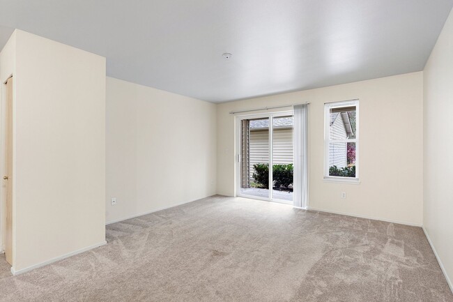 Interior Photo - Sammamish River Apartments