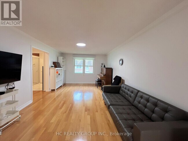 Photo du bâtiment - 2061 Bridletowne Cir